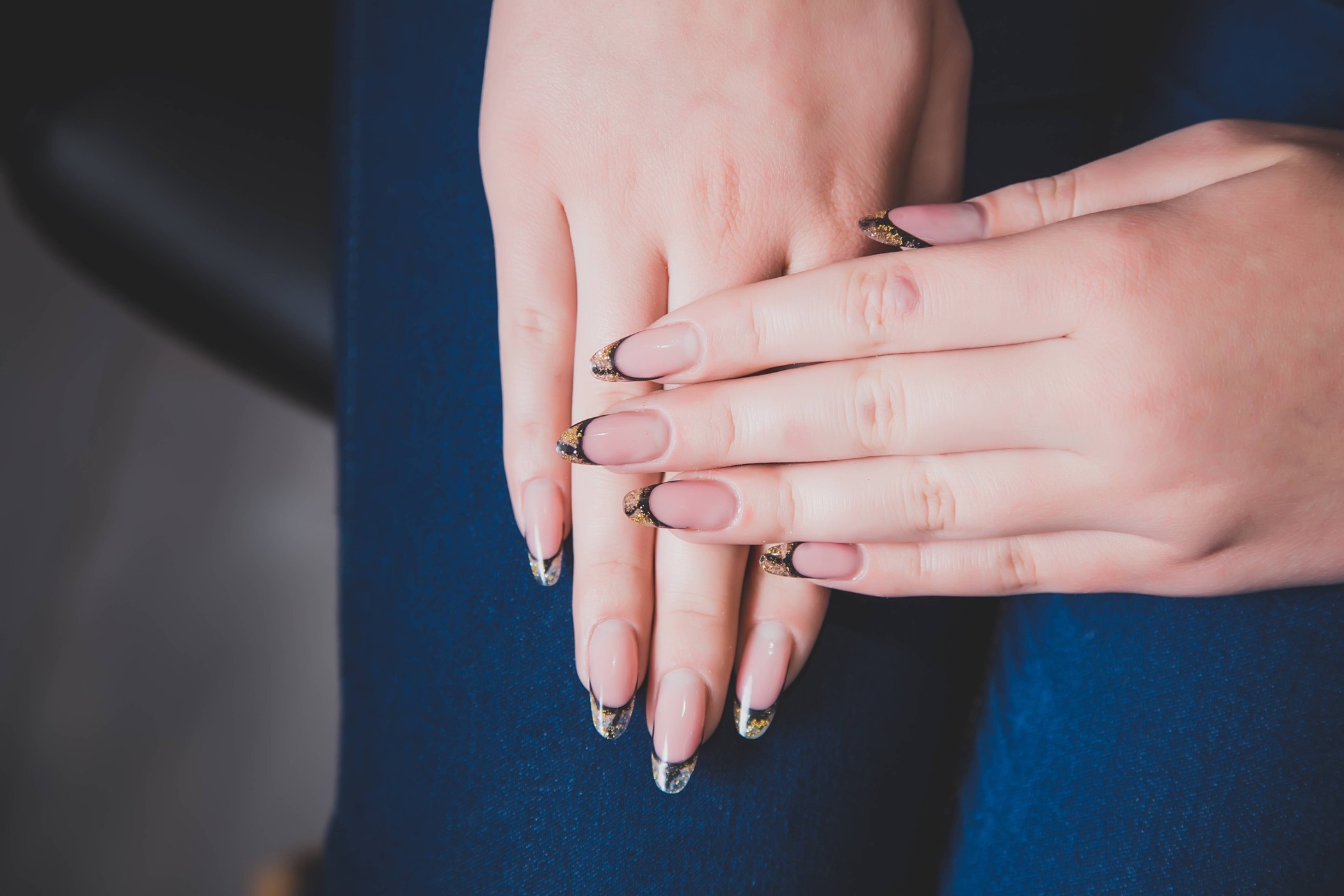 Read more about the article Stiletto Nail Trends: Elevate Your Style with Savvi Salon Techniques