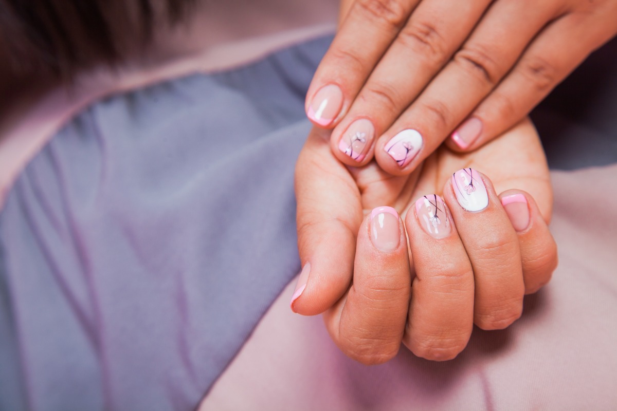 Read more about the article Mastering the Art of Nail Care: Tips from Savvi Salon Experts.